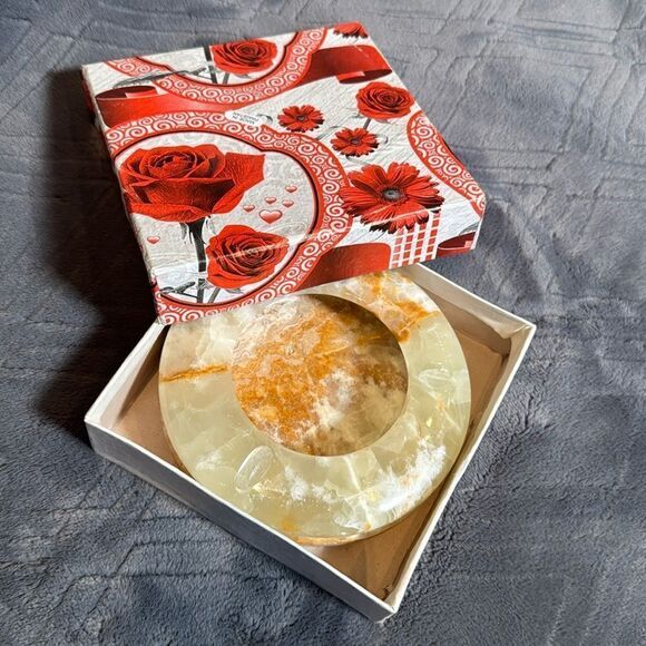 Gorgeous Natural Stone Ashtray or Trinket Box Heavy BRAND NEW Great Gift - Picture 11 of 12